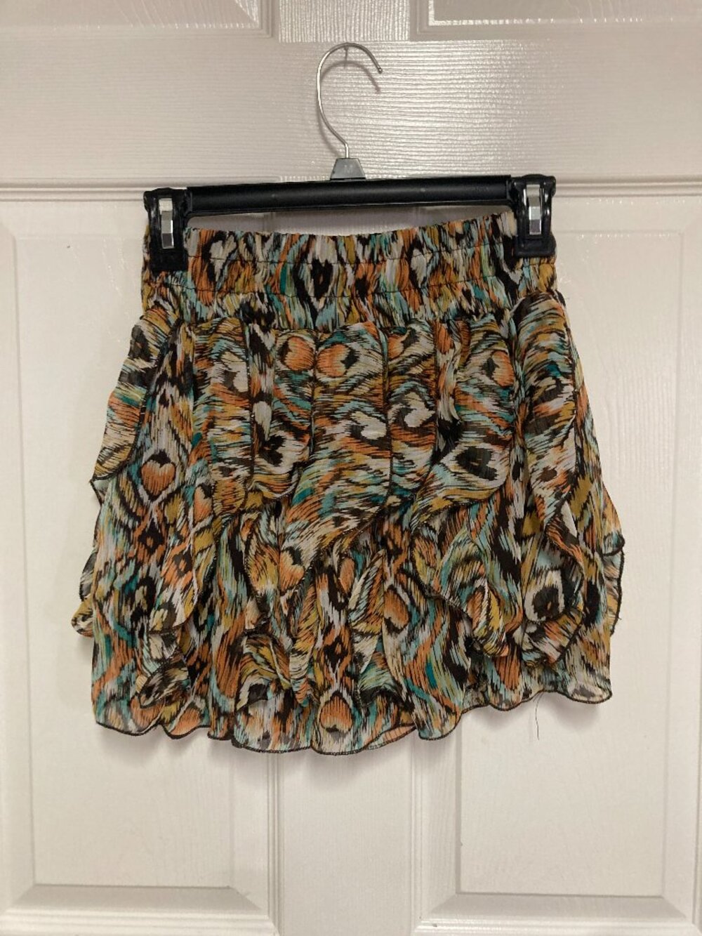 Rue 21 patterned ruffled mini skirt multi-colored size medium Women's